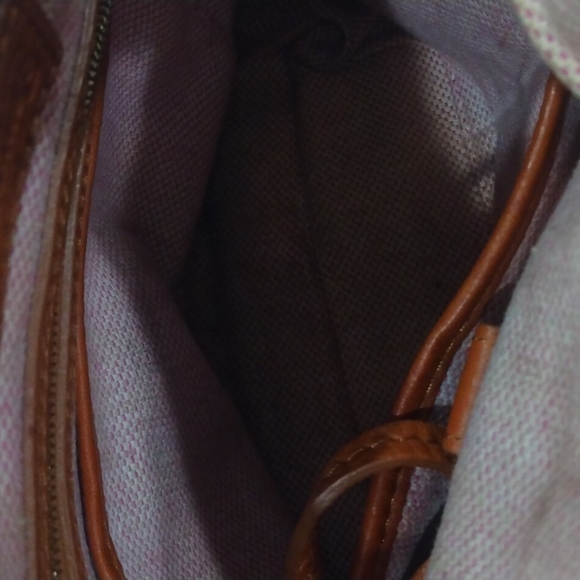 Dooney & Bourke Satchel - Picture 4 of 9